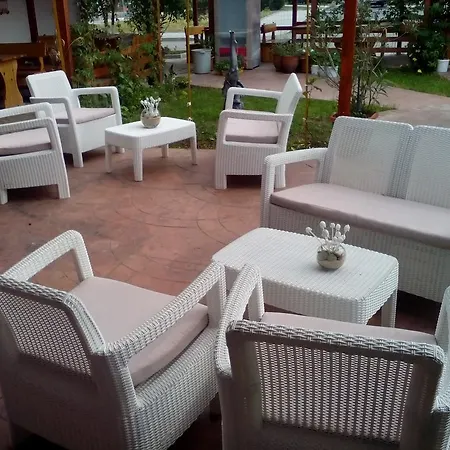 Alba Family Club Otel 2*