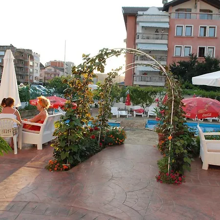 Alba Family Club Primorsko